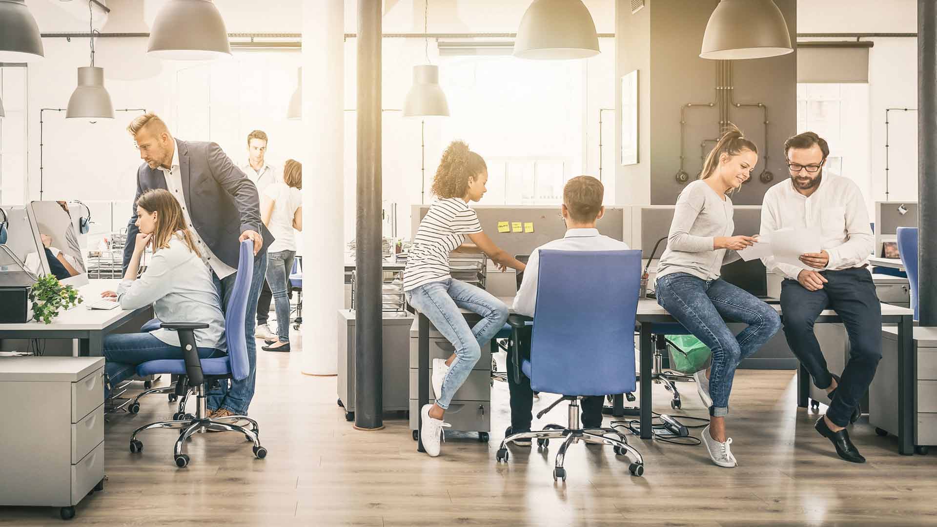 Finding the Right Office in Paris Region - 09_Coworking_AdobeStock_250036555_1920x1080